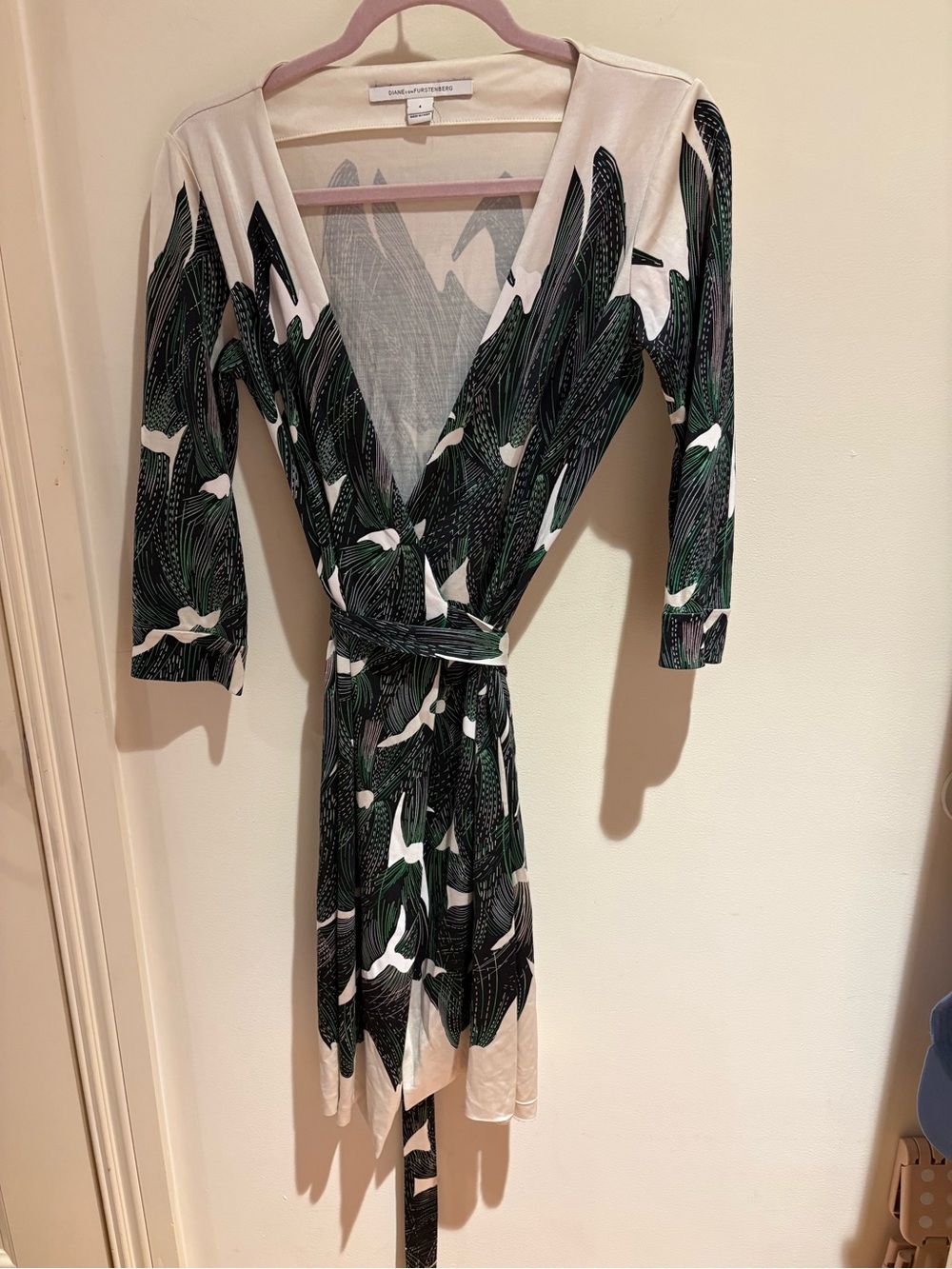 Diane Von Furstenberg Cream Labeled Garment